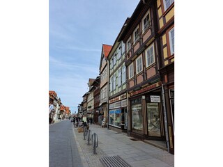 Breite Straße mit Blick auf Ihr Ferienhaus