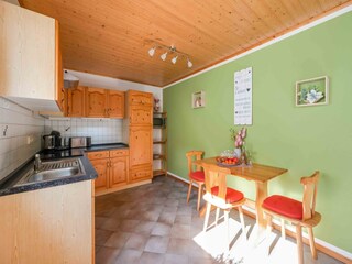 Apartment Roes Features 13