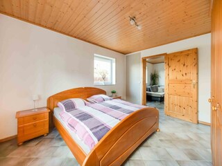 Apartment Roes Features 25