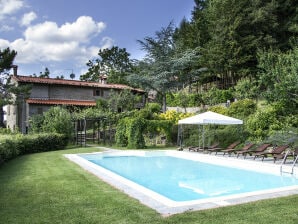 Geräumige Villa in Cortona für 12 Personen mit Jacuzzi - Poggioni - image1