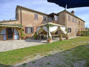 Vakantiehuis Rustgevende villa in Cortona met privézwembad - Foiano della Chiana - image1