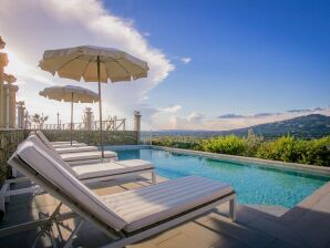 Maison de vacances Villa luxueuse à Cortona avec piscine - Couronne - image1