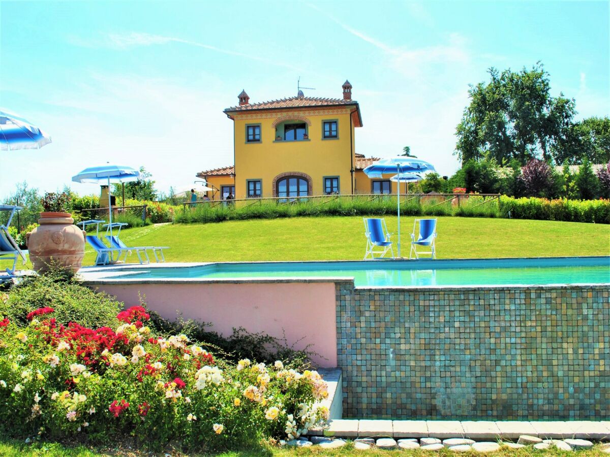 Villa Foiano della Chiana Grabación al aire libre 1