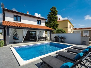 Schwimmbad, Terasse
