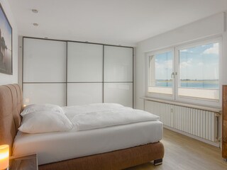 1.Schlafzimmer mit tollem Ausblick