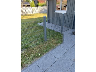 Hundesicher eingezäunt