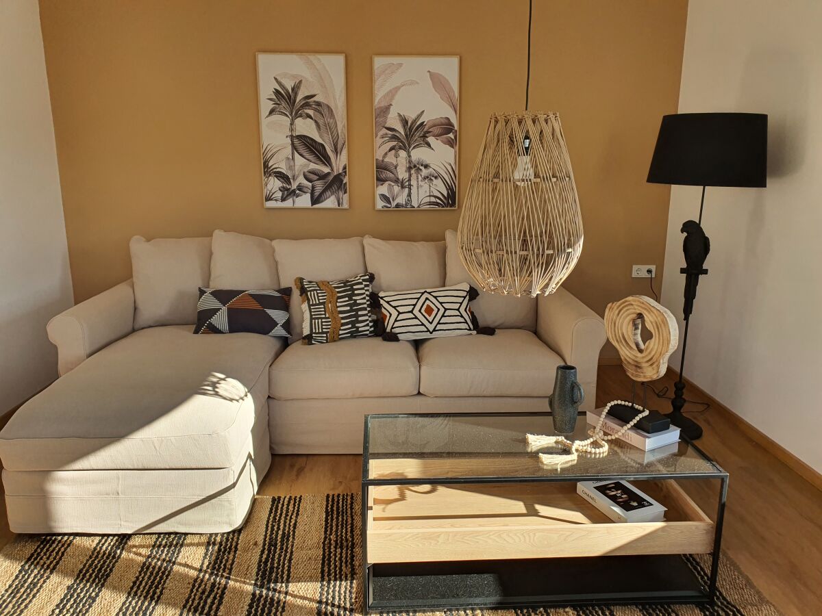 Livingroom, "Papagallo"