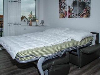 Schlafcouch mit eigener Matratze