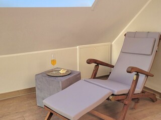 Relaxliege - mit einem guten Buch Entspannung pur