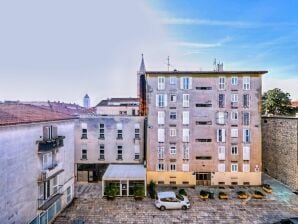 Apartment Modernes Ferienhaus mit Balkon in der Altstadt - Zadar - image1