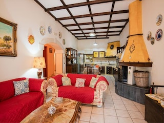 Villa Floridia Features 13