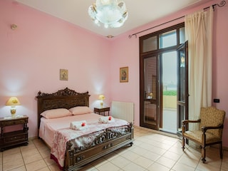 Villa Floridia Features 22