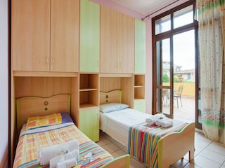Villa Floridia Features 24