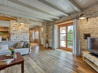 Villa Baderna Caratteristiche 14