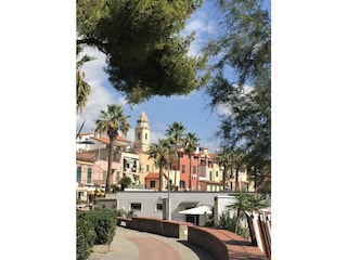 Strandpromenade Riva Ligure