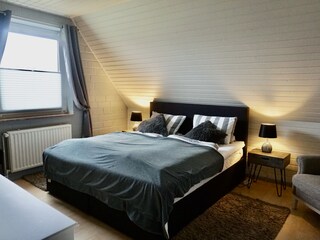 SZ mit Boxspringbett