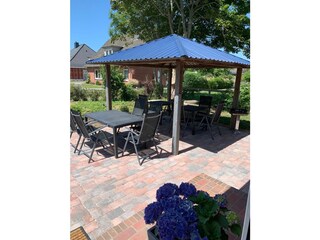 Terrasse vor dem Haus