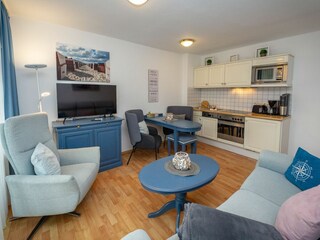 Wohnzimmer mit Küchenzeile