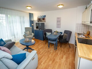 Wohnzimmer mit Küchenzeile