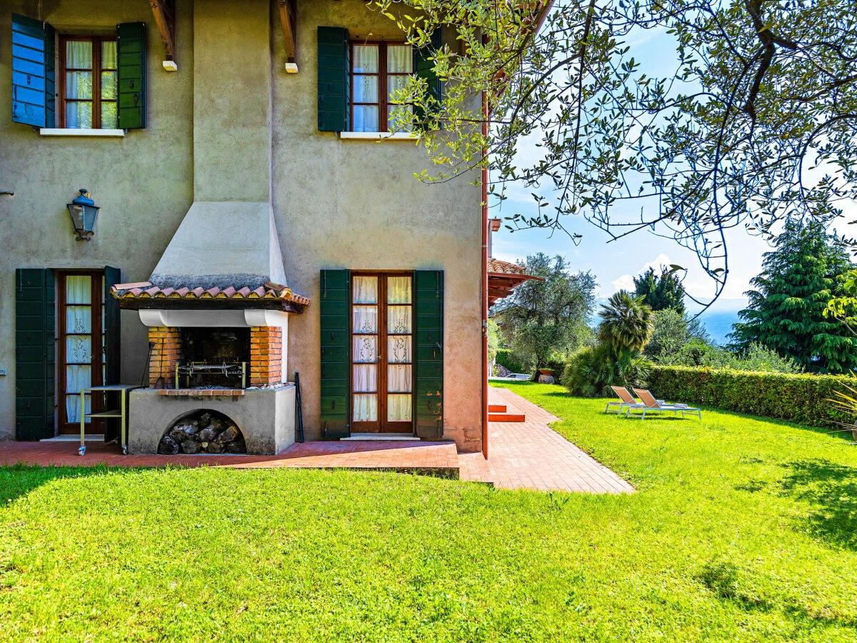 Villa Gardone Riviera Außenaufnahme 12