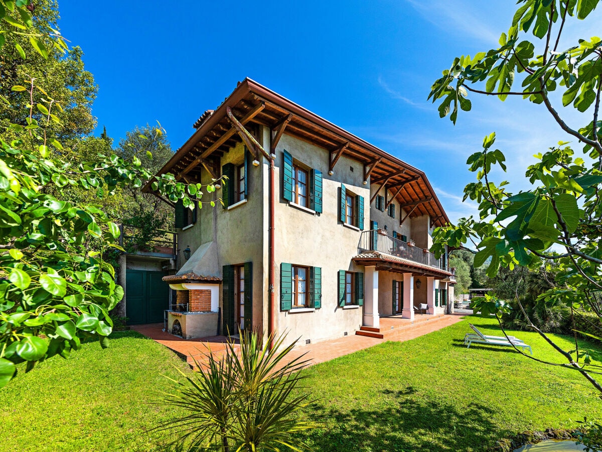 Villa Gardone Riviera Außenaufnahme 13