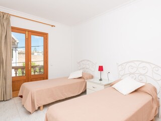 Apartment Llubi Ausstattung 28