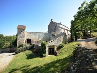 Castle Bourg-de-Visa Outdoor Recording 4