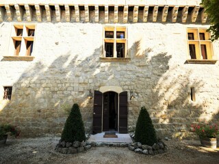 Castillo Bourg-de-Visa Características 12