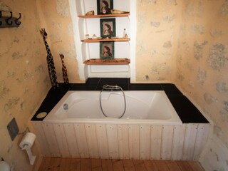 Château Bourg-de-Visa Équipement 27