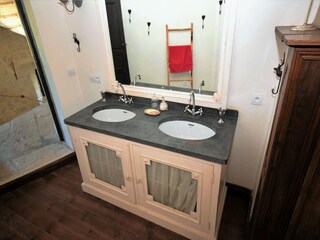 Castello Bourg-de-Visa Caratteristiche 32