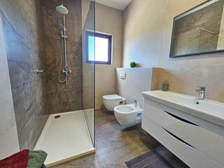 Villa Tinjan Caratteristiche 20