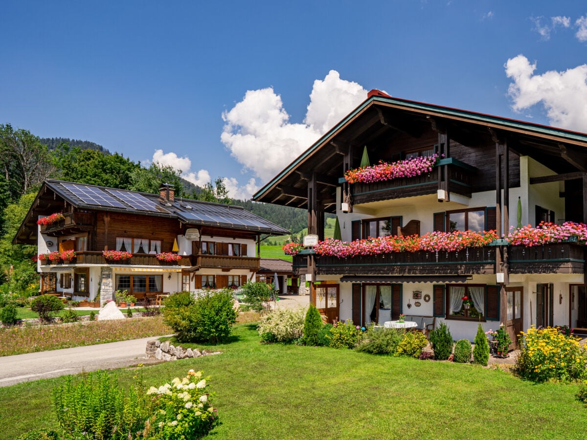 Ferienwohnung Gästehaus Schwemmbauer, Reit im Winkl, Firma Gästehaus