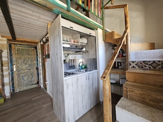 Küche mit Dunstabzugshaube