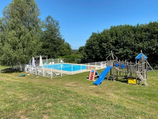 Ferienpark Saint-Léonard-de-Noblat Außenaufnahme 5