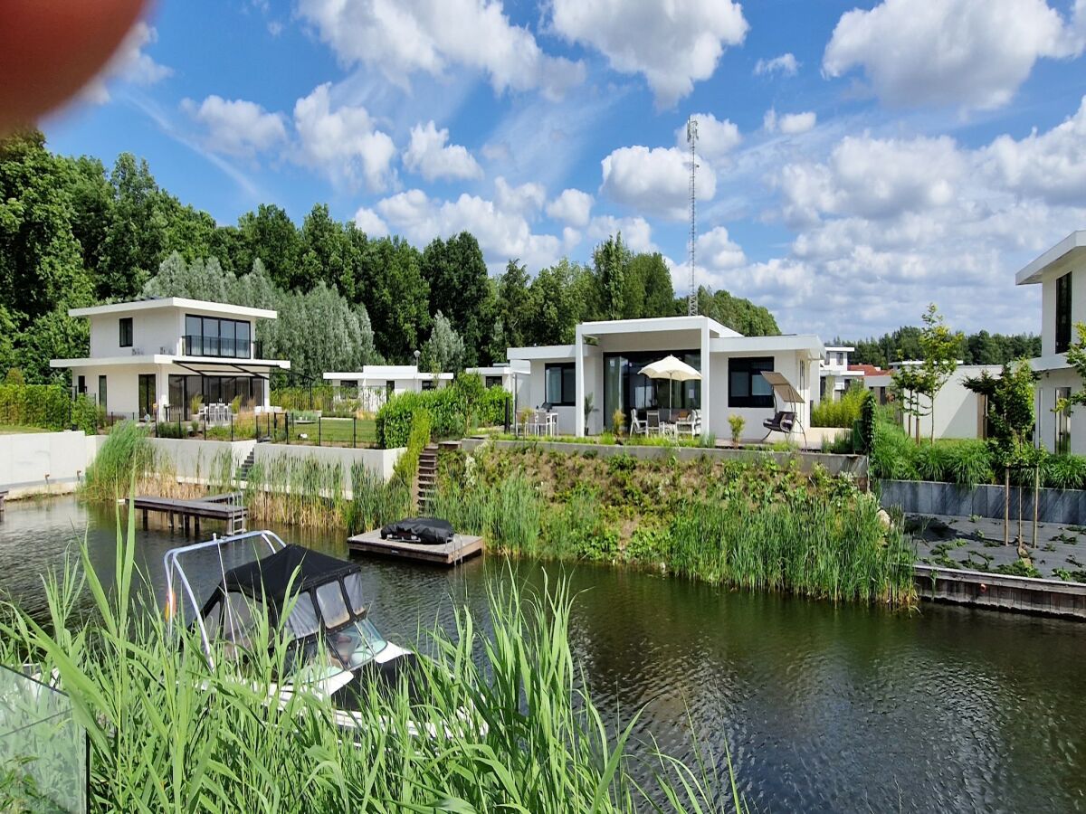 Ferienhaus Biddinghuizen Außenaufnahme 1