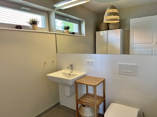 Gäste- WC unten