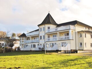Schlösschen am Schmachter Seeufer