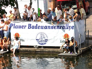 Die Badewannenralley: ein Highlight jedes Jahr im Juli