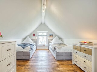 Schlafzimmer II mit 2 Einzelbetten