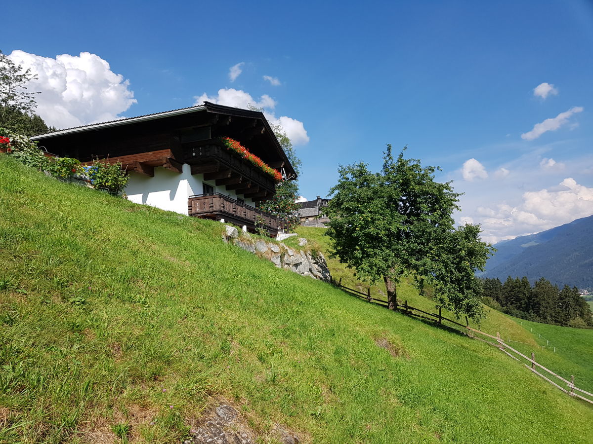 Chalet Bramberg am Wildkogel Buitenaudio-opname 1