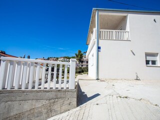 Appartement Duće Buitenaudio-opname 6