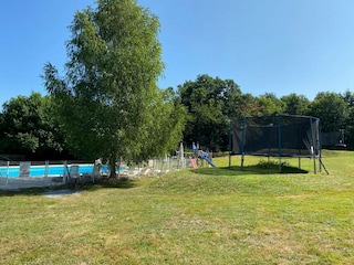 Holiday park Saint-Léonard-de-Noblat  38