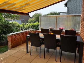 Überdachte Terrasse mit der Markiese