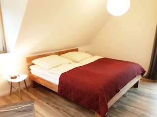 Schlafzimmer 3 mit Doppelbett 180x200