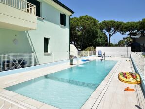 Mooi appartement met zwembad nabij het strand van Jesolo - Jesol - image1