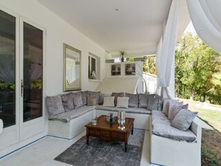 Castle La Pomarède Outdoor Recording 2