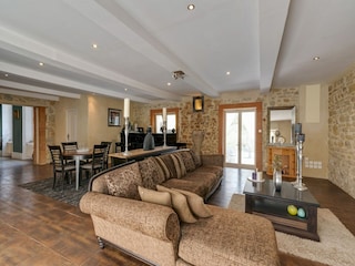 Schloss La Pomarède Ausstattung 23