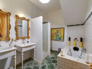 Schloss La Pomarède Ausstattung 29