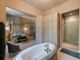 Schloss La Pomarède Ausstattung 33