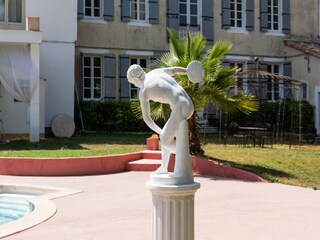 Schloss La Pomarède  37
